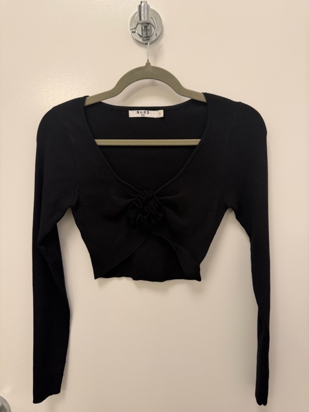 Nakd Fashion - Black Long-Sleeve Cropped Top